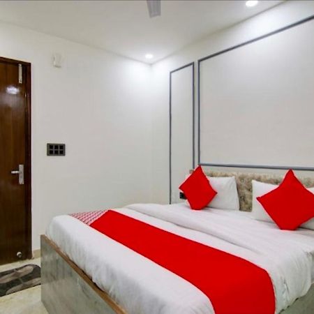 Hotel Neon Tower Νέο Δελχί Εξωτερικό φωτογραφία